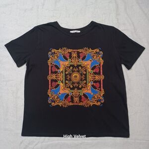 Zara Trafaluc Black Mayan T-shirt size Medium Petite